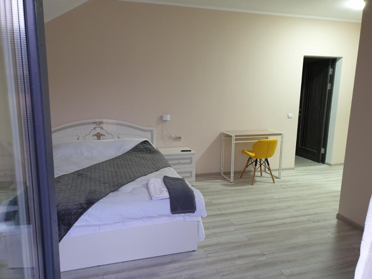 Hotel Osher Μπούκοβελ Εξωτερικό φωτογραφία